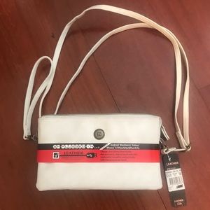 Stone Mountain leather phone charging wristlet